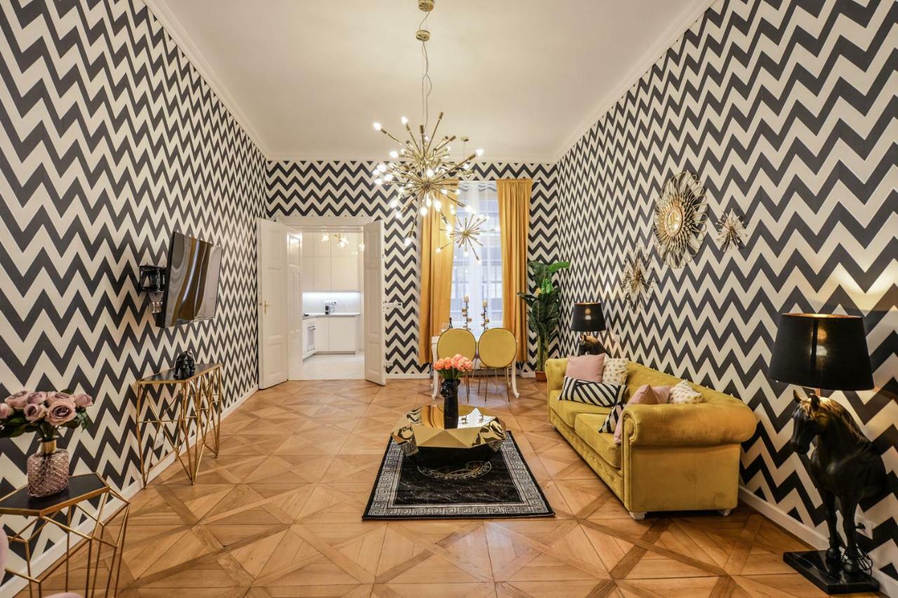 Dali Wenceslas Square Apartment Praga Zewnętrze zdjęcie